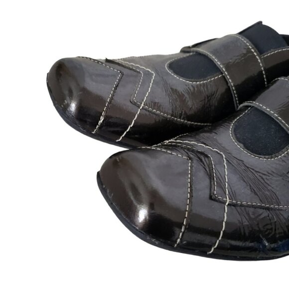 Un Tour En Ville Dark Olive Green Patent Leather Flats Loafers - Picture 13 of 14